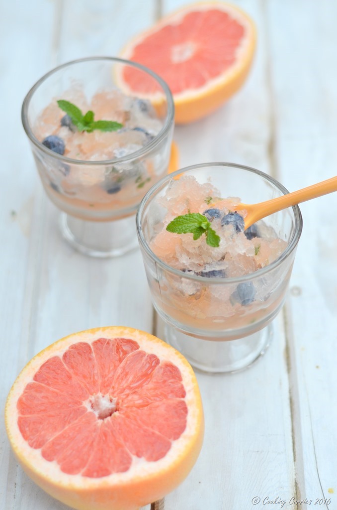 Blueberry Grapefruit Mojito Slushies - Summer Treat - FoodieMamas - www.cookingcurries.com (2)