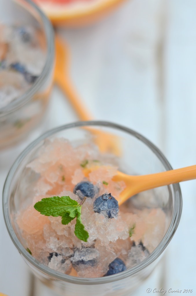 Blueberry Grapefruit Mojito Slushies - Summer Treat - FoodieMamas - www.cookingcurries.com (4)
