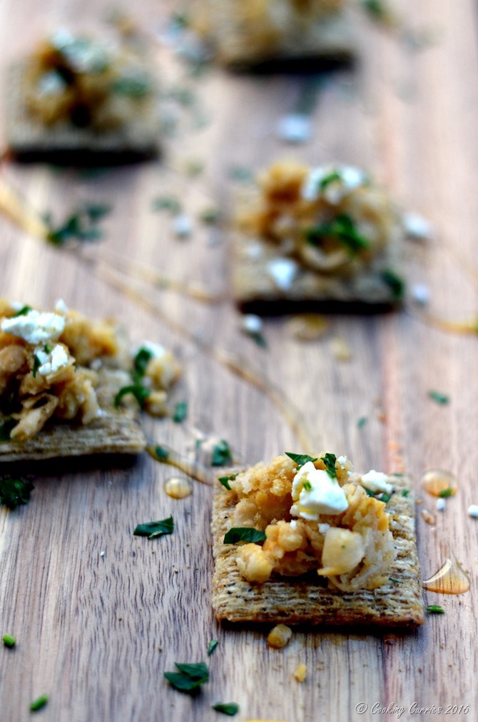 Smashed Chickpeas, Feta and Lemon Triscuit - www.cookingcurries.com (5)