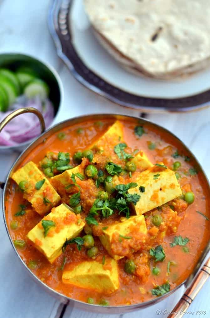 Matar Paneer - Paneer and Green Peas in a Spiced Tomato Sauce - www.cookingcurries.com (5)