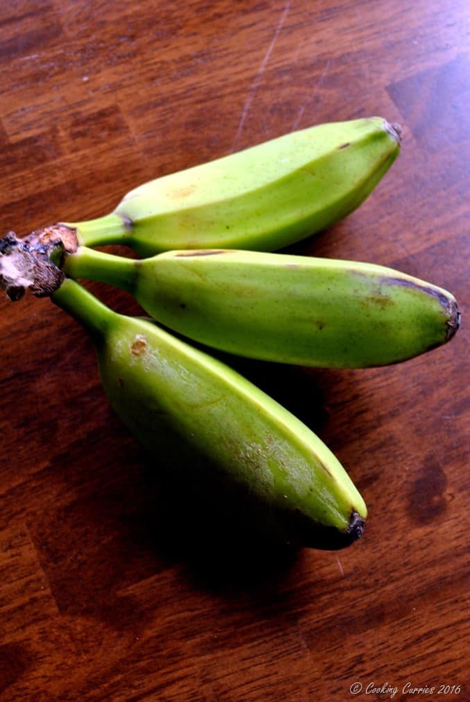 Vazhakka Bajji - Raw Banana Fritters - Vegan and Gluten Free - www.cookingcurries.com (2)