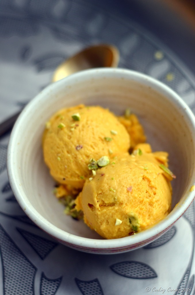 Vegan Mango Ice Cream with Pisachios - No Added Sugar - www.cookingcurries.com (7)