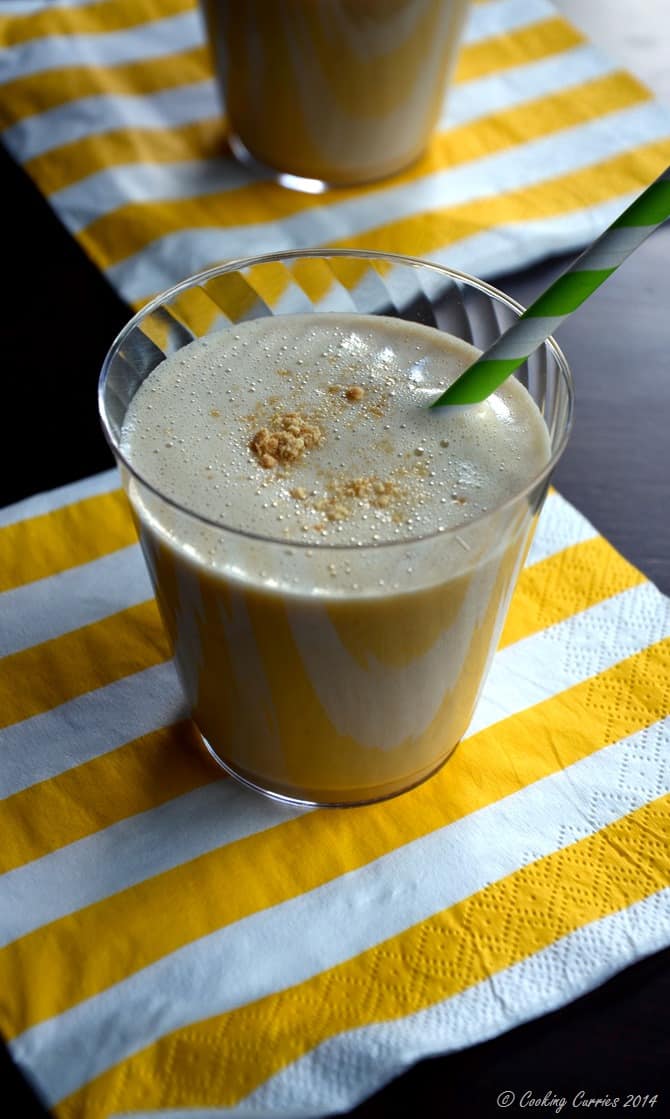 Peanut Butter, Banana and Oat Milk Smoothie - Little People Food By CC - Vegan Vegetarian Gluten Free - www.cookingcurries.com (4)