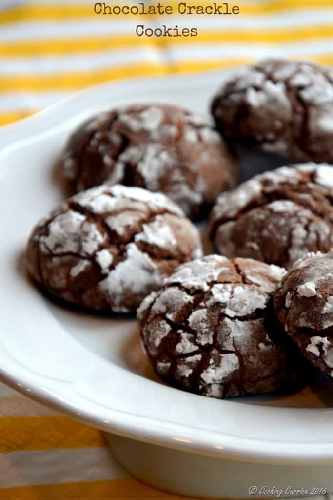 Chocolate Crackle Cookies - Christmas Cookies - Holiday Baking - www.cookingcurries.com