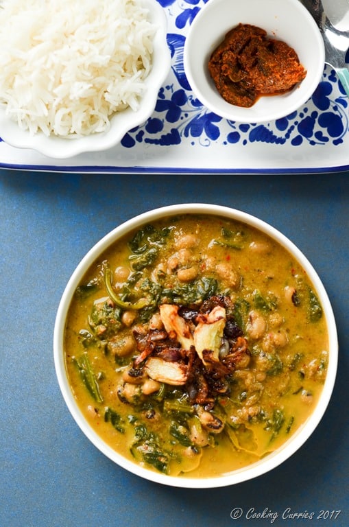 Mangalorean Spinach and Black Eyed Peas Curry - Cooking Curries