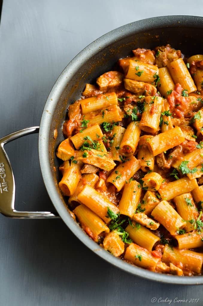 One-Pot Spicy Chicken and Chorizo Rigatoni (3 of 6)