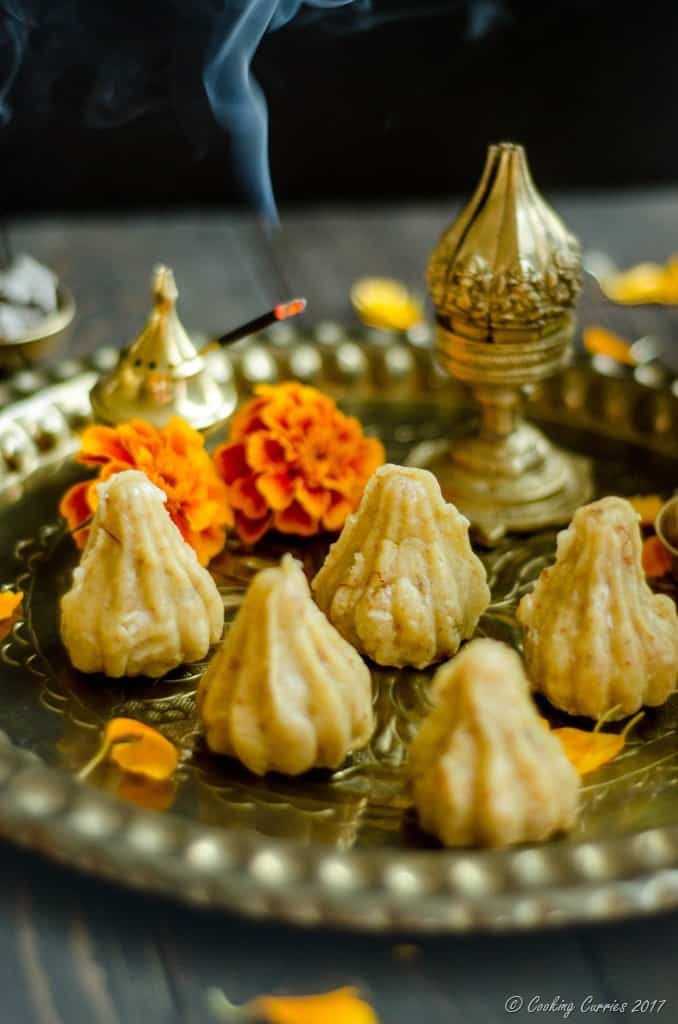 Coconut Khoya Modak with Chocolate Chip Filling (2 of 5)