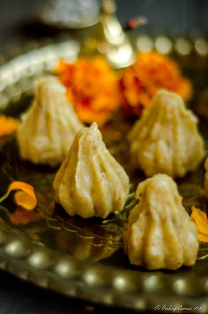 Coconut Khoya Modak with Chocolate Chip Filling (5 of 5)