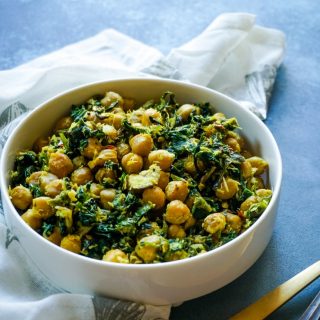 Spinach and Chickpea Saute with Coconut #Vegan #Vegetarian #IndianFood