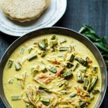 okra curry in a grey bowl